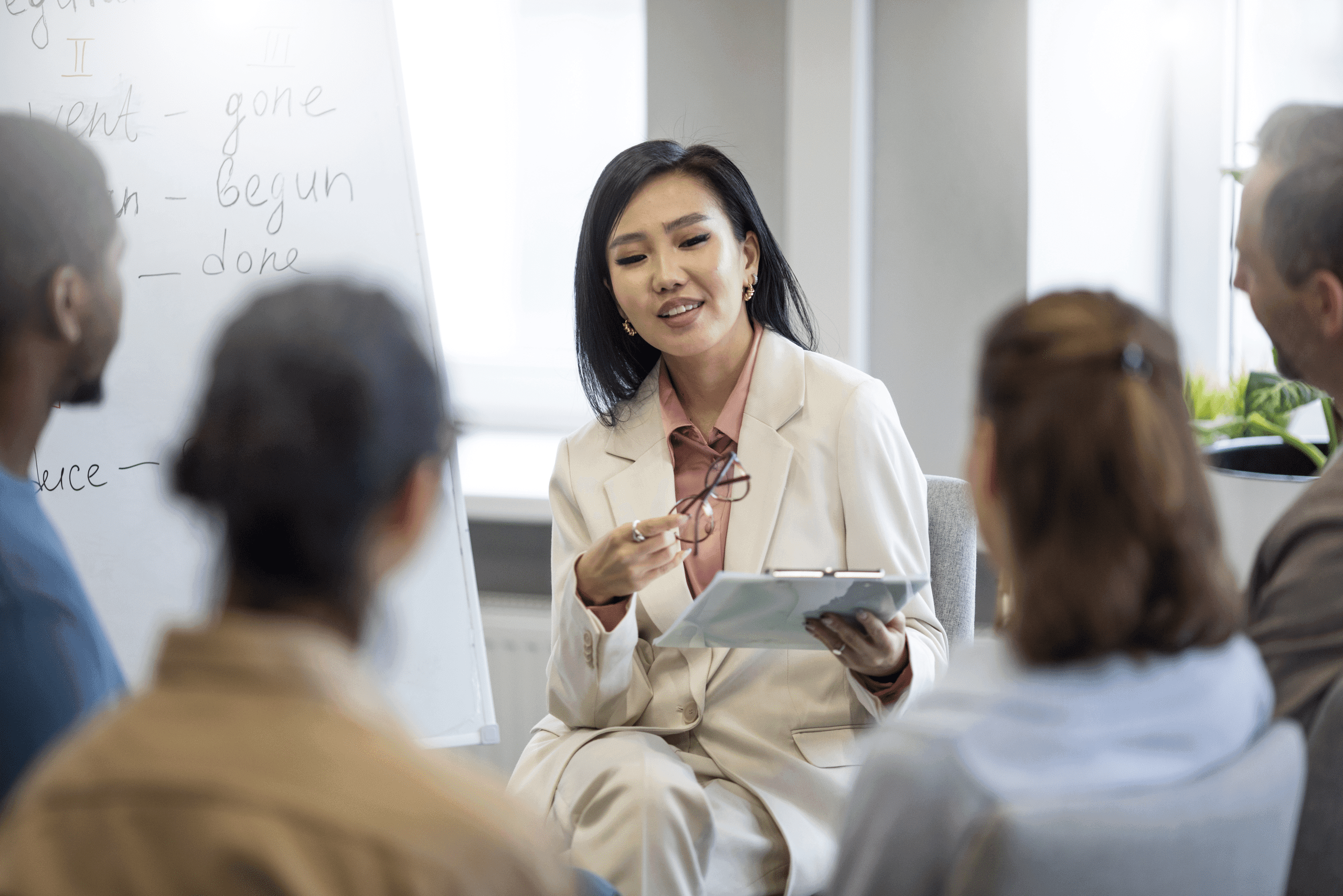 close-up-people-studying-language basic mandarin